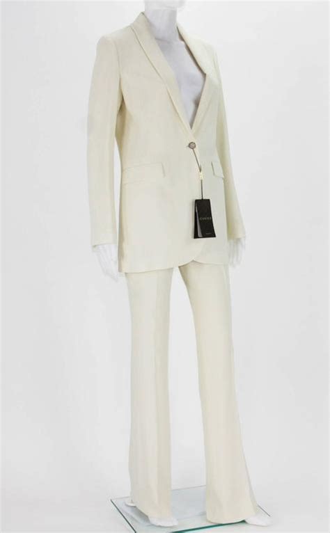 white gucci suit womens